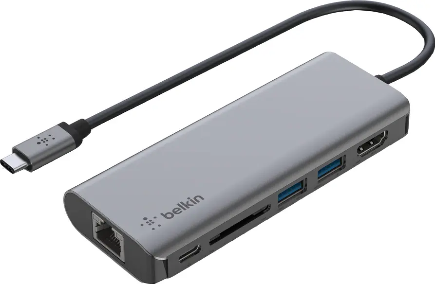 HDMI-adapteri, jossa myös mm. ethernet-, USB ja USB-C ulostulot, sekä muistikortinlukija.